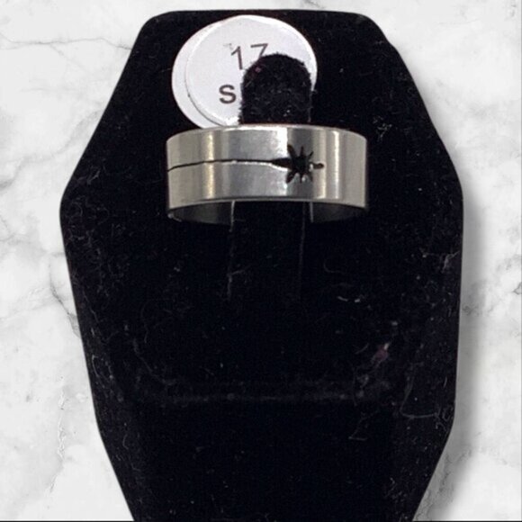Sunburst Design Stainless Steel Band Ring Unisex Sliver Tone Size 7 - Picture 1 of 5